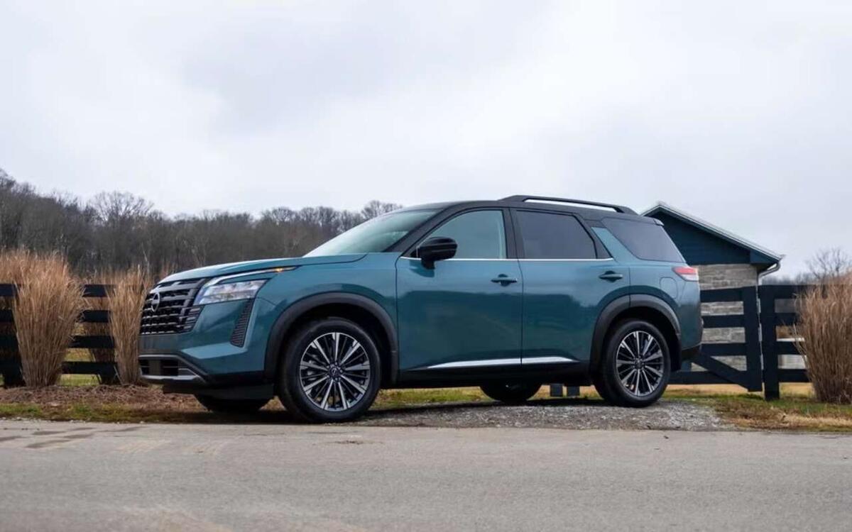 Nissan готовит две совершенно разные версии PathfinderNissan будет выпускать Pathfinder с несущим кузовом и на новой рамной платформе
📷
📷
📷
