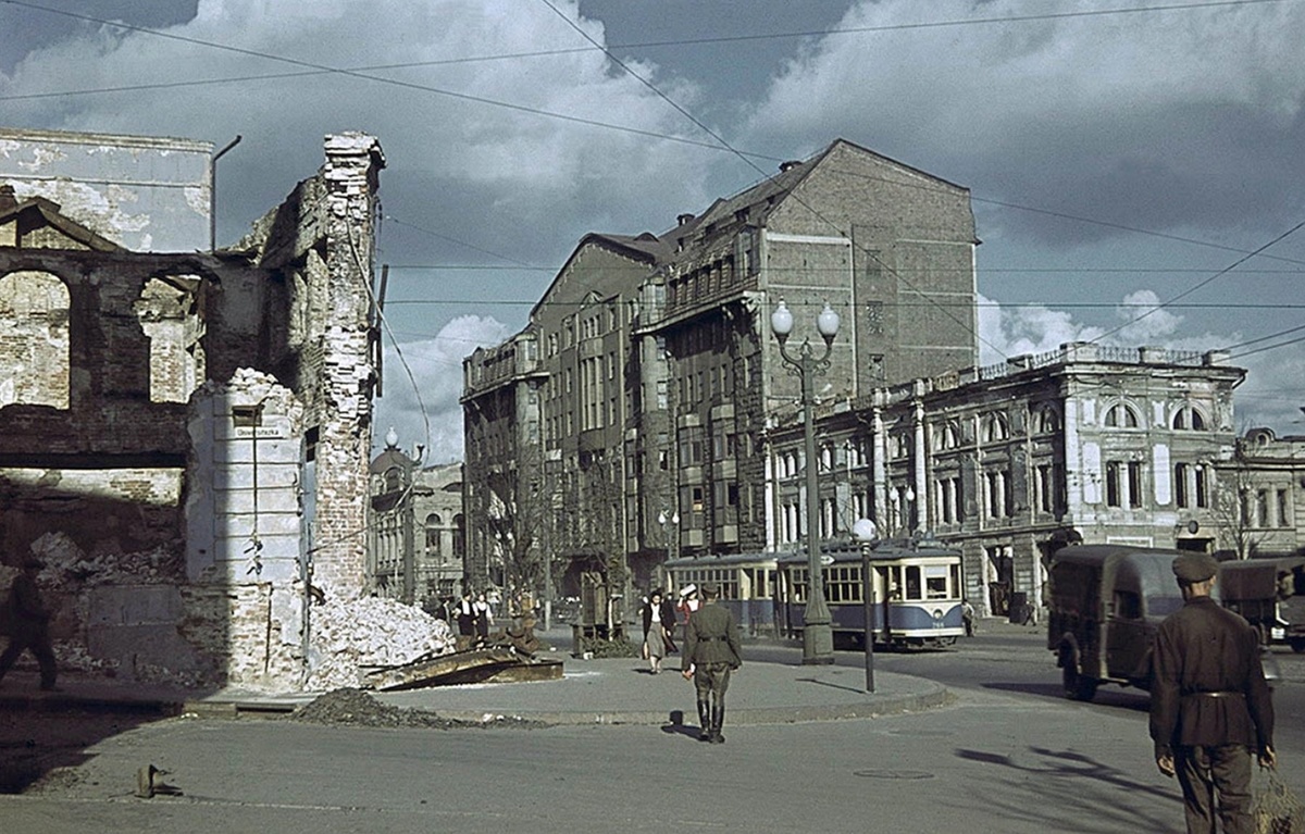 Центр Харькова во время гитлеровской оккупации.