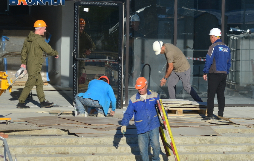 В Сочи стало меньше трудовых мигрантов