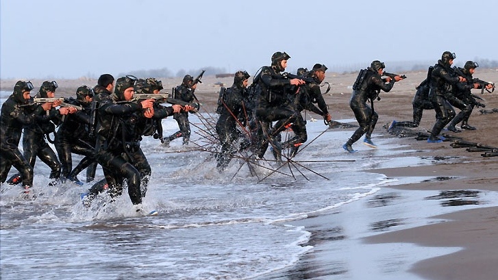     Военнослужащие КСИР   
[akkasemosalman.ir]