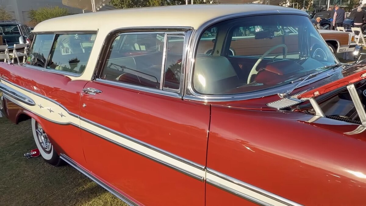 Pontiac Star Chief Safari Custom Tri-Power 1957 года