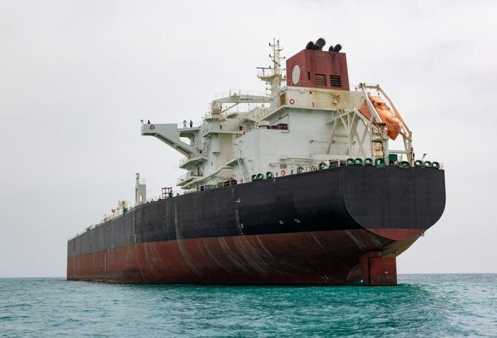 Обложка © Shutterstock / FOTODOM / Farzad Abdollahi