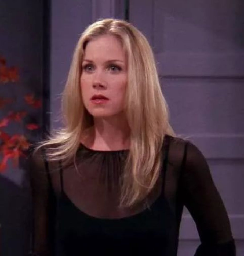    Кристина Эпплгейт (Фото: кадр из сериала «Друзья»)