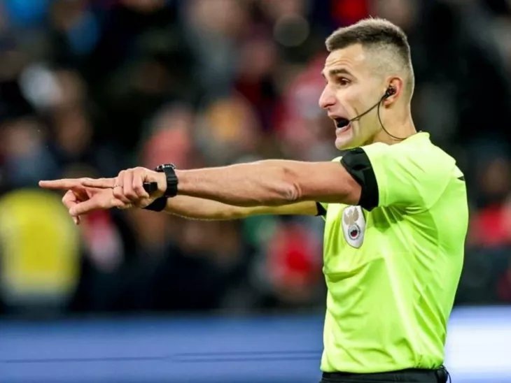    Судьи – новые звезды РПЛ. Теперь в чемпионате России нужно болеть за арбитров? Фото #1