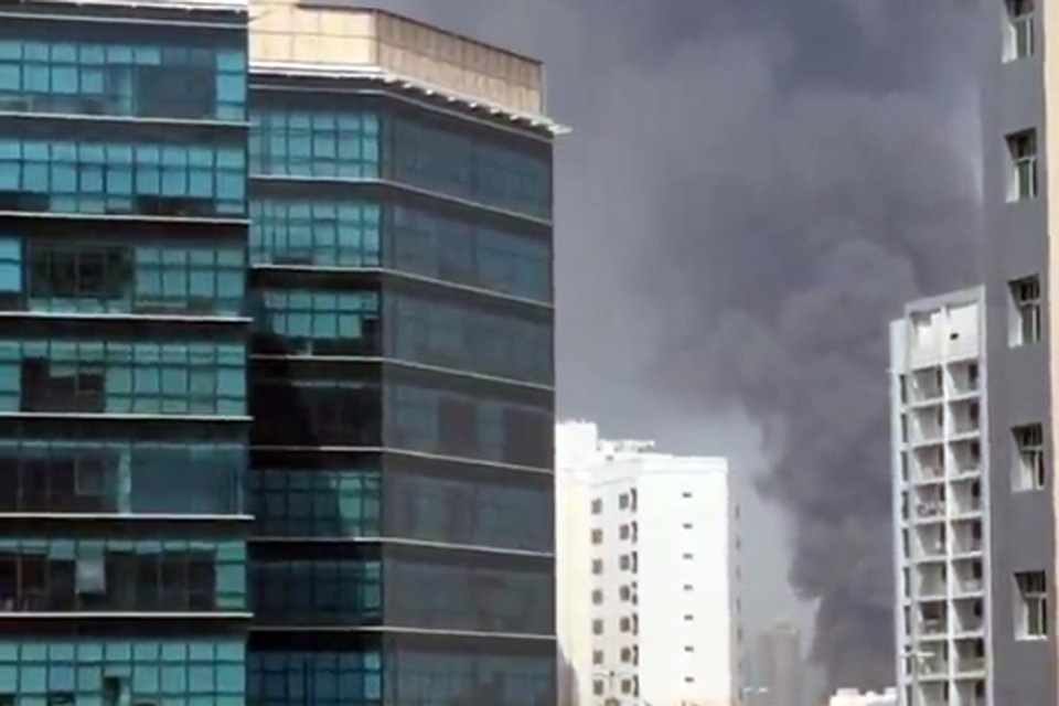    Данные о пострадавших или жертвах пожара в ТЦ в Шардже не сообщались