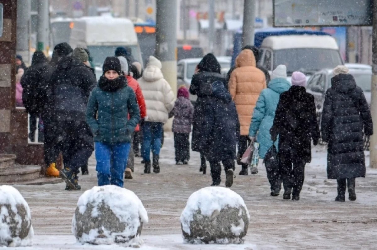   В Роспотребнадзоре тулякам рассказали о подготовке к хранению зимней одежды
