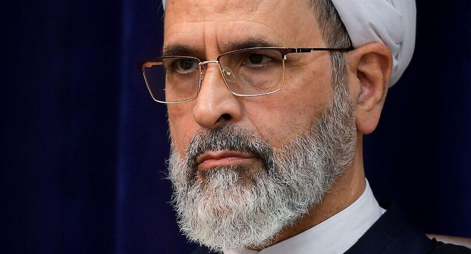    Khamenei.ir / Википедия