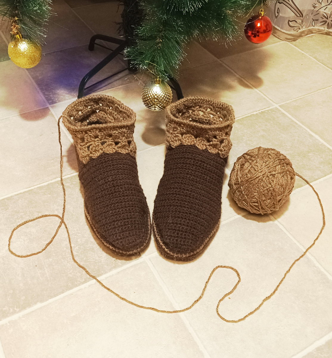 Пользуйтесь кнопками прокрутки