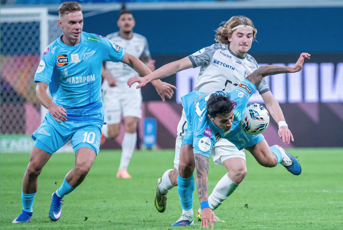 Эпизод из матча "Зенит" - "Балтика" (1:0), прошедшего в пятницу на "Газпром Арене". Фото: ФК "Балтика". 