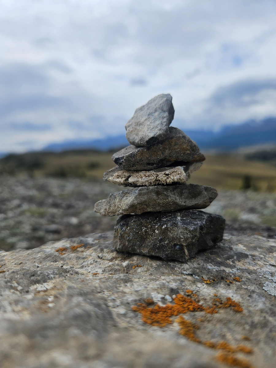 Где-то в Курайской степи осталась моя пирамидка-обо