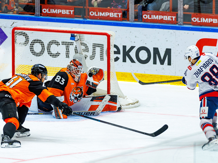     От ножа: «Амур» в Хабаровске пропустил первым, но все равно обыграл «Нефтехимик». Фото: ХК "Амур"