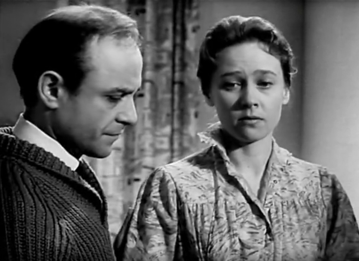 Кадр из кинофильма "Звонят, откройте дверь", 1965 г., режиссер Александр Митта, сценарист Александр Володин, композитор Вениамин Баснер (скриншот)