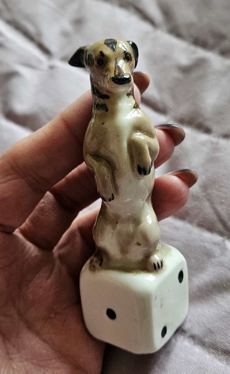 смотрите, какая хорошенькая