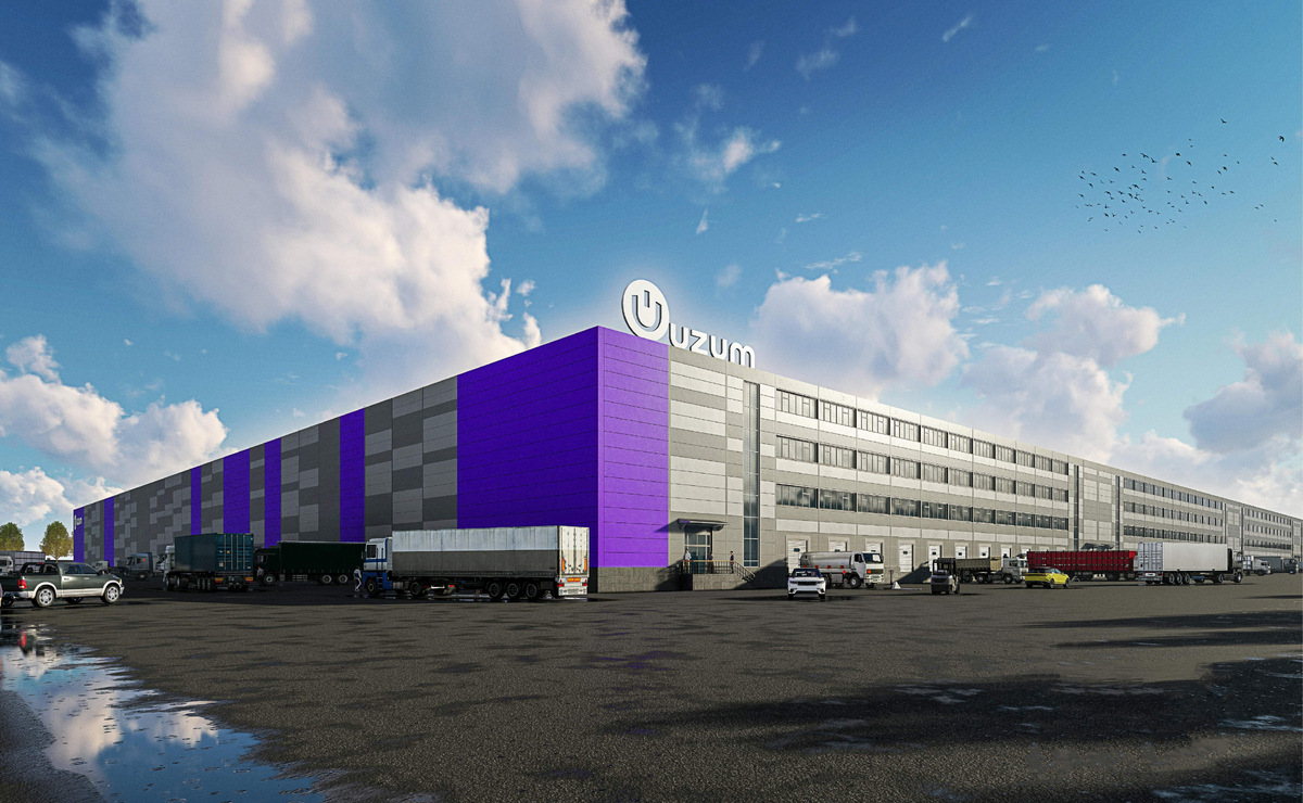    Будучи крупнейшей страной региона по численности населения, которая составляет 37 миллионов человек, Узбекистан стратегически расположен на перекрестке Европы и Азии, что делает его важным центром торговли и экономического взаимодействия. Молодое население страны стимулирует высокий потребительский спрос, особенно в сфере цифровых услуг. За год число пользователей Uzum выросло более чем на треть и превысило 20 млн человек.