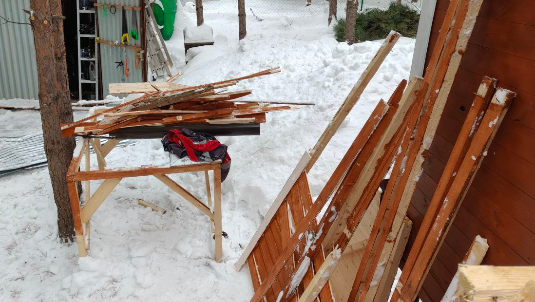 Дрова, дрова! Кругом дрова...