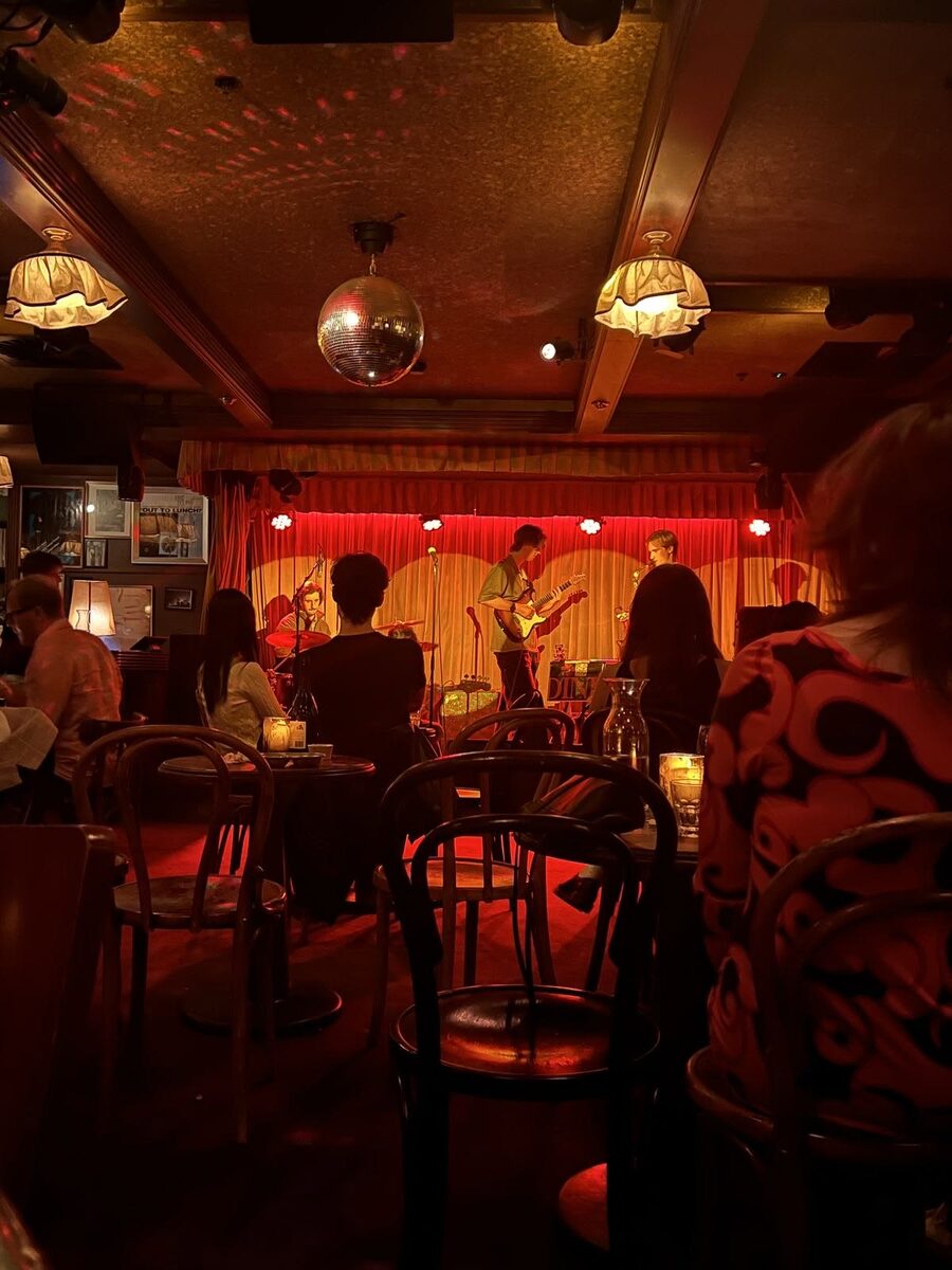 Источник: https://pin.it/5662ZPpMM