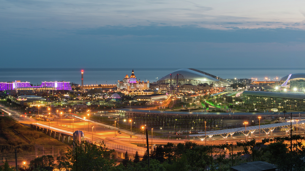   Стадион "Фишт" в Сочи