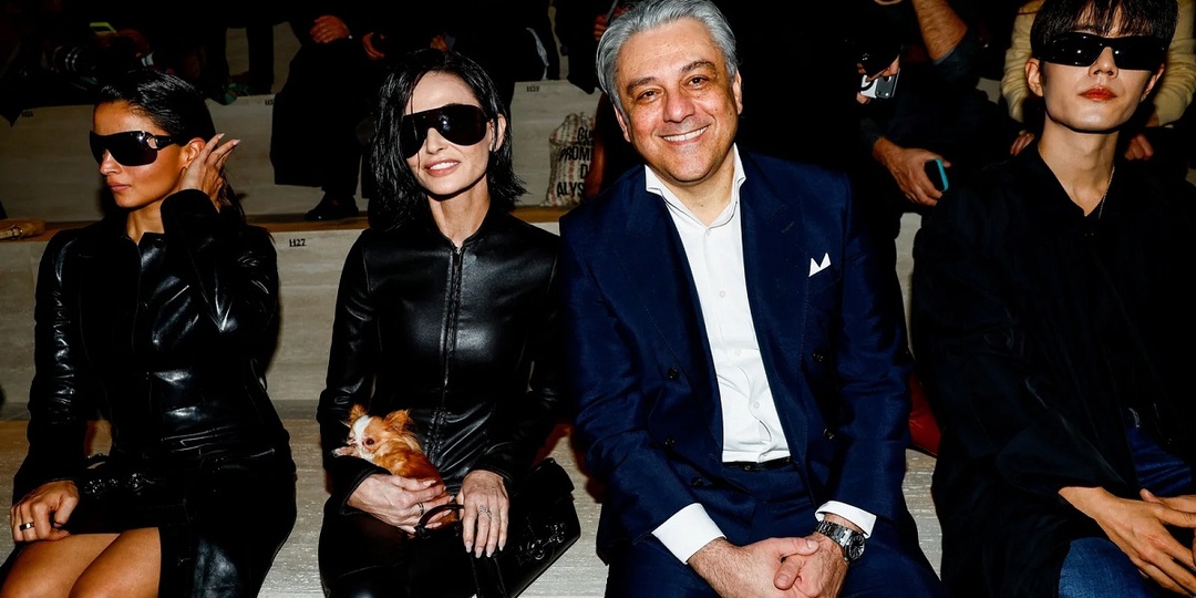 Новый имидж Деми Мур покорил интернет на Неделе моды в Милане