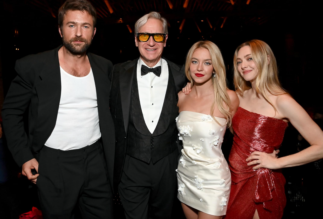 Брэндон Скленар, Пол Фиг, Сидни Суини, Аманда Сайфред. Фото IMDb