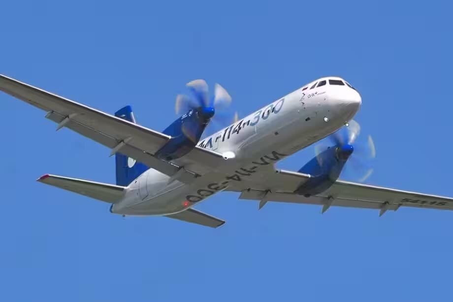   Ил-114-300