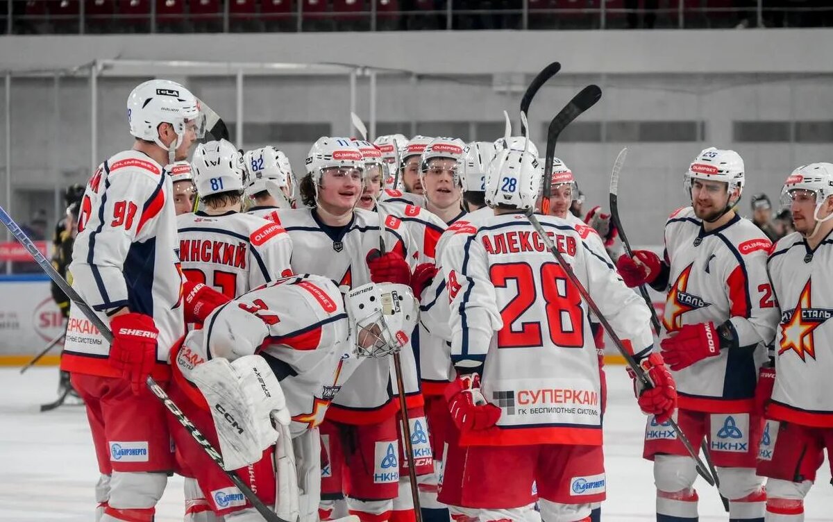    Хоккеисты «Ижстали» победили в Перми