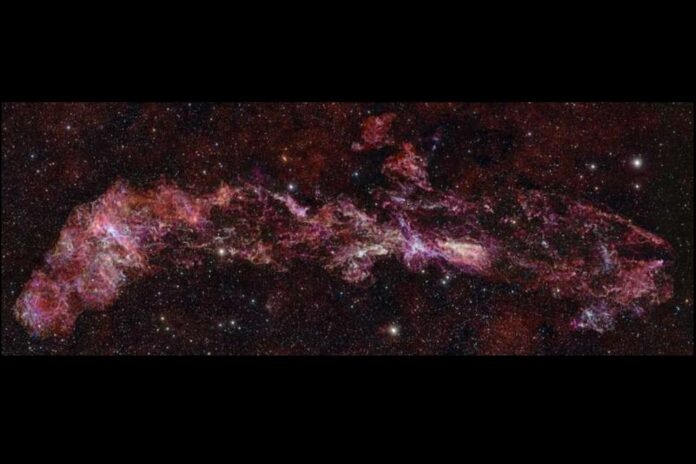    Загадочная «паутина» Стрельца А* открывает новые горизонты в понимании зарождения жизни и законов астрофизики.