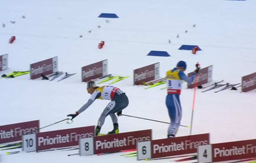 Савелий Коростелев замешкался при смене лыж. Фото: соцсети