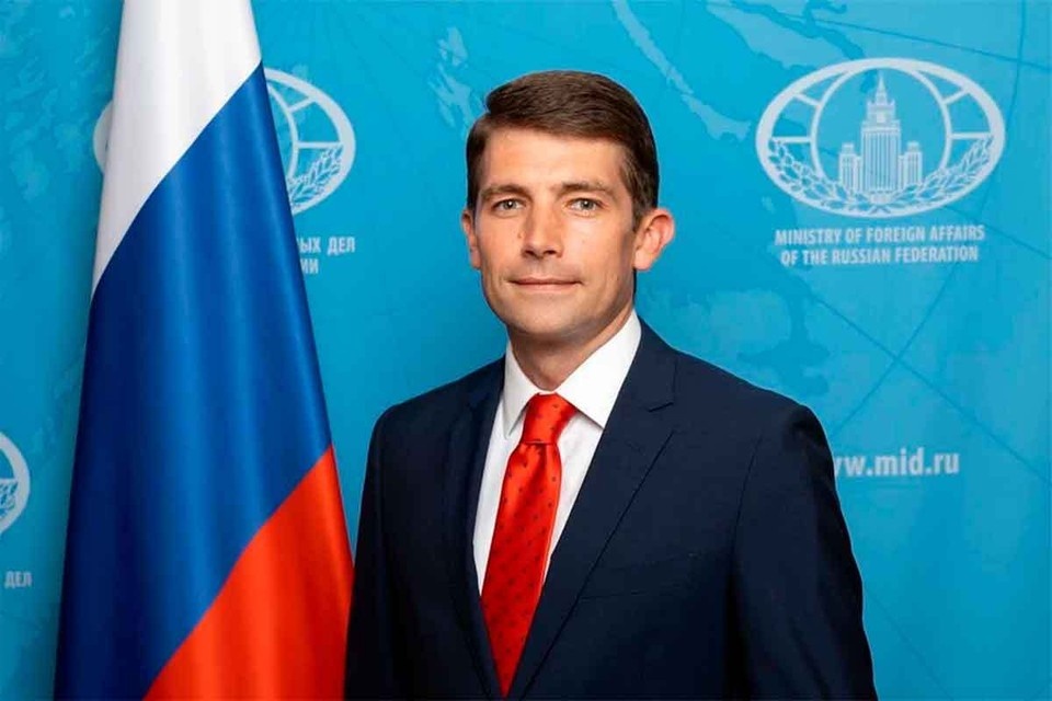    Генеральный консул РФ в Дубае Максим Владимиров. Фото: Официальный новостной телеграм-канал МИД России