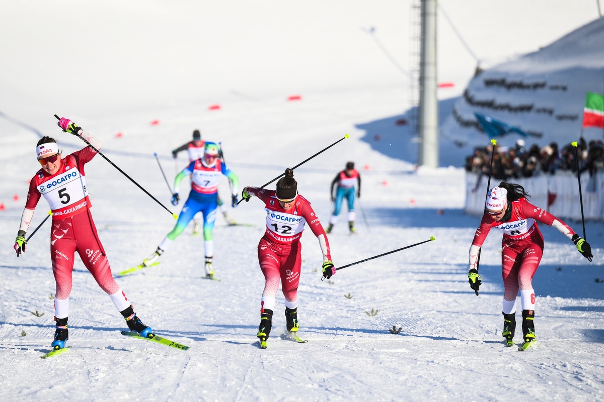     Елизавета Пантрина, Евгения Крупицкая и Вероника Степанова (слева направо) / РИА Новости / Владимир Астапкович