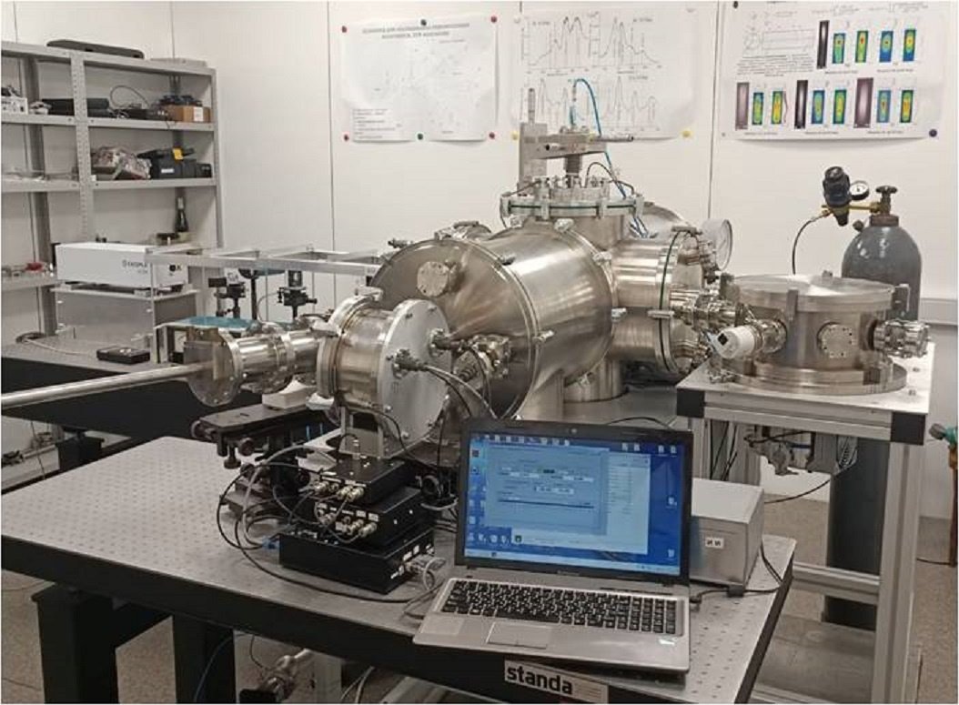    Стенд лазерно-плазменного источника литографа на длину волны 11,2 нм