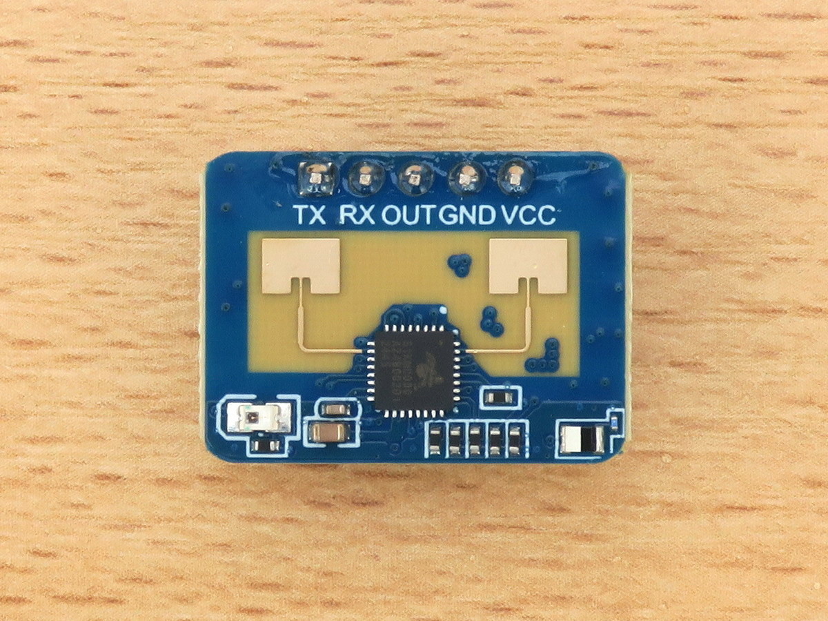 Датчик присутствия человека HLK-LD2410C - радарная сторона платы