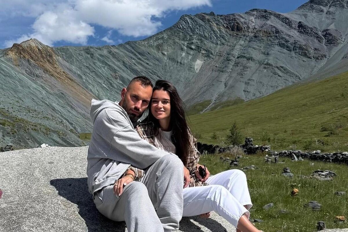    Николай Сердюков и Ксения Бородина Соцсети