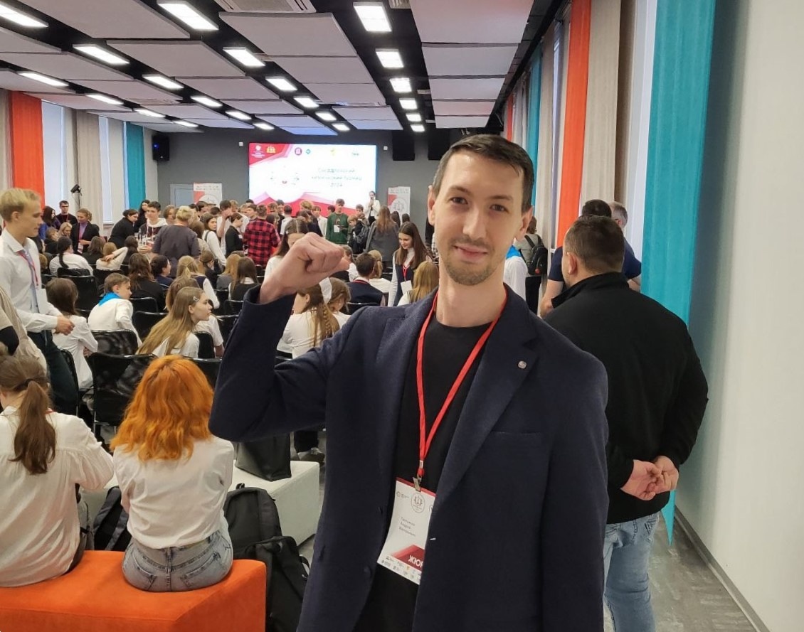 Начальник физико-химической лаборатории на Уральском химическом турнире