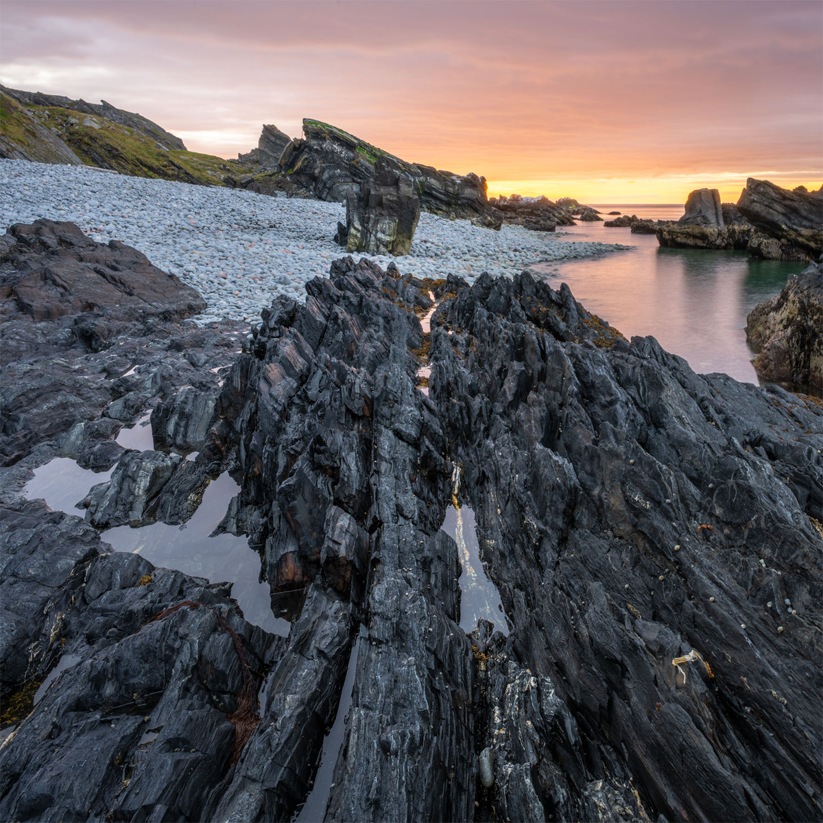 Гребни Скорбеевского мыса.
