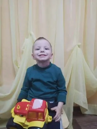 САША ИЩЕТ МАМУ И ПАПУ!!!