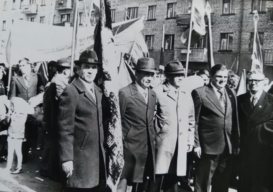 г. Белебей. Руководство ОМЗ на первомайской демонстрации. 1976 год.