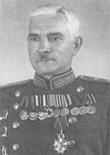 Михаил Александрович Сиязов (23 января 1900, Самарканд — 1 апреля 1957, Минск) — советский военный деятель, генерал-лейтенант (5 июля 1946 года)