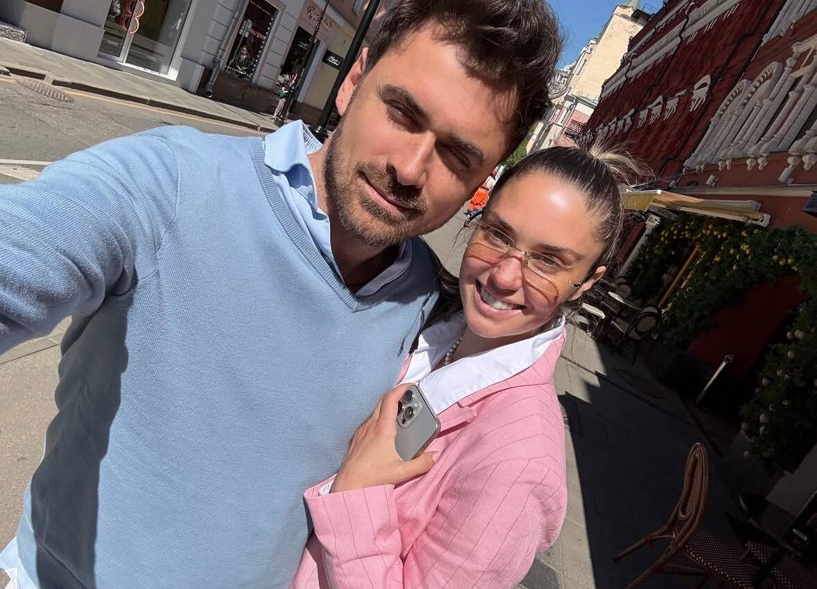 Петр Дранга поздравил Агату Муцениеце с днем рождения. Фото: соцсети