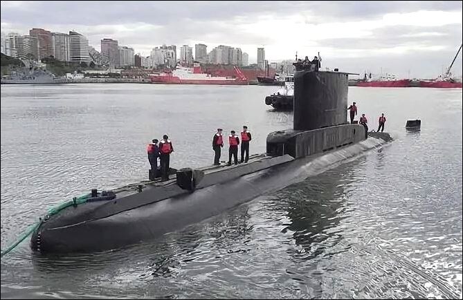 Как аргентинская подводная лодка старалась, да не смогла торпедировать англичан