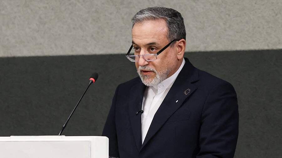    Фото: REUTERS/Pierre Albouy