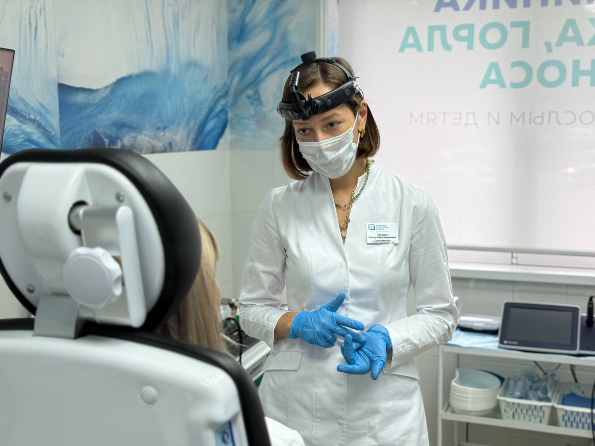 На фото кандидат медицинских наук, эксперт по лор-патологиям Клиники уха, горла и носа Палажук Ольга Александровна.