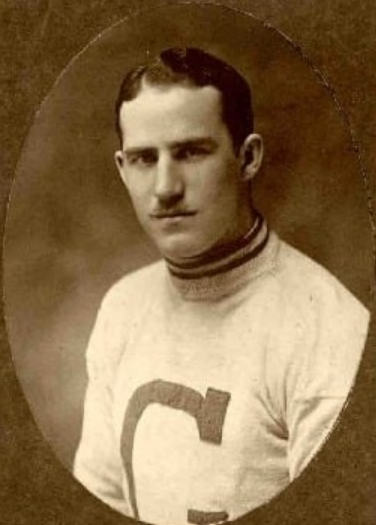 Гарри Эллис Уотсон из хоккейного клуба «Торонто Гранитс».