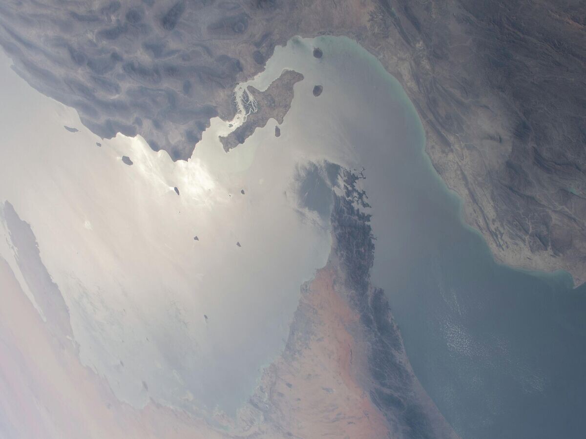    Вид на Ормузский пролив из космоса | © NASA