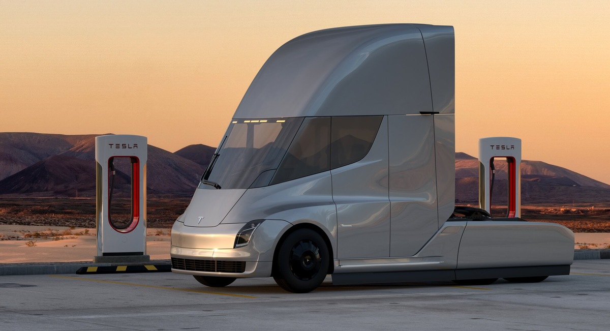 электрогрузовик Tesla Semi