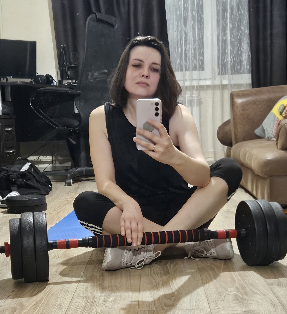 Не запостила, значит не было