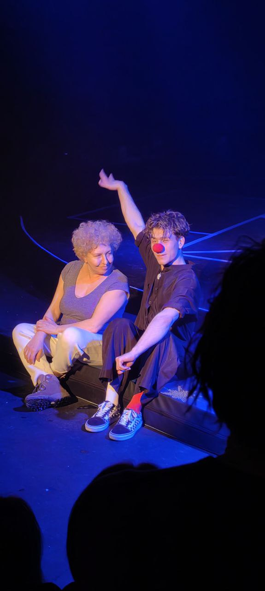 Фрагмент спектакля