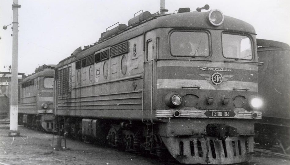 Старинное заброшенное жд депо "Черусти"