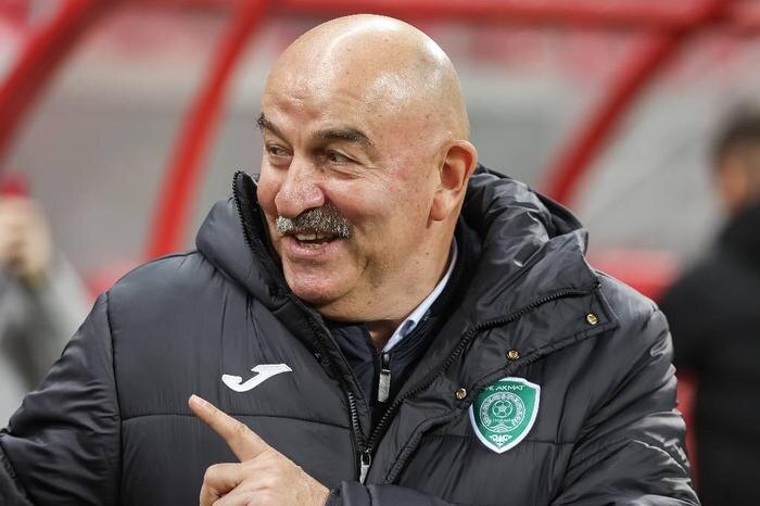 Главный тренер «Ахмата» Станислав Черчесов. Обложка © ТАСС / «Бизнес Online» / Сергей Елагин