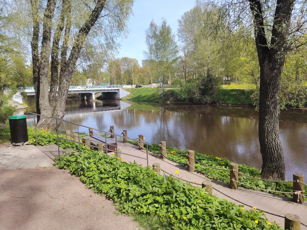 Парк на берегу Охты