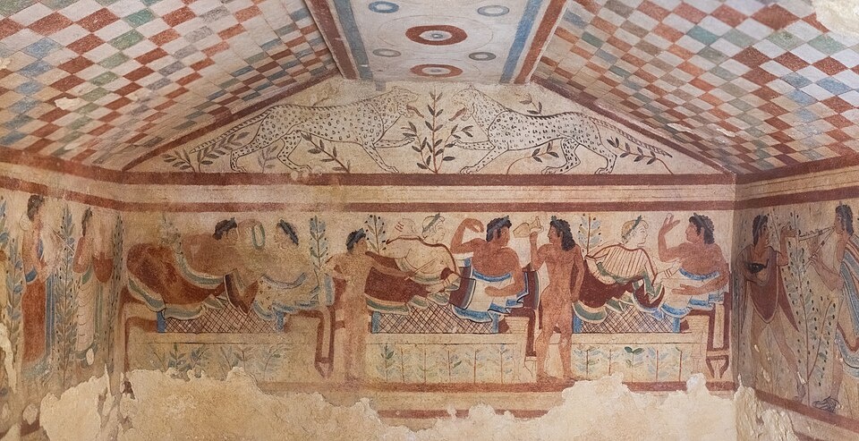 Гробница Быков в Тарквиниях, VI век до н.э. На стенах этой погребальной камеры этрусский художник соединил сцены охоты, любви и смерти
